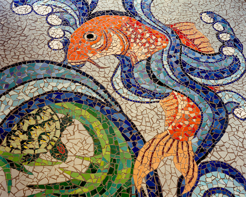 Celia Berry mosaic Aquatic Entryway Detail